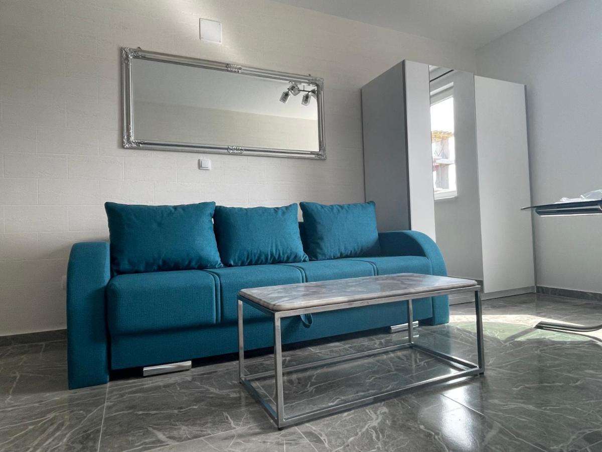 Apartmani Borova 2 Veliko Gradište エクステリア 写真