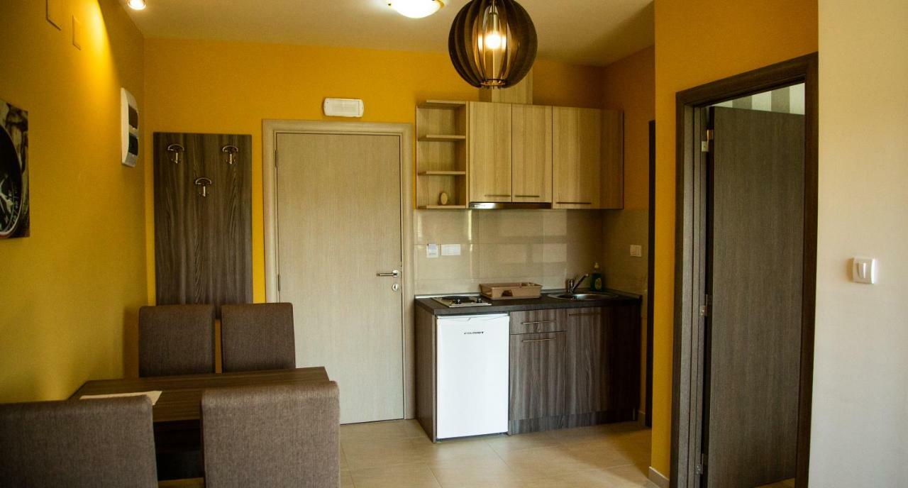 Apartmani Borova 2 Veliko Gradište エクステリア 写真