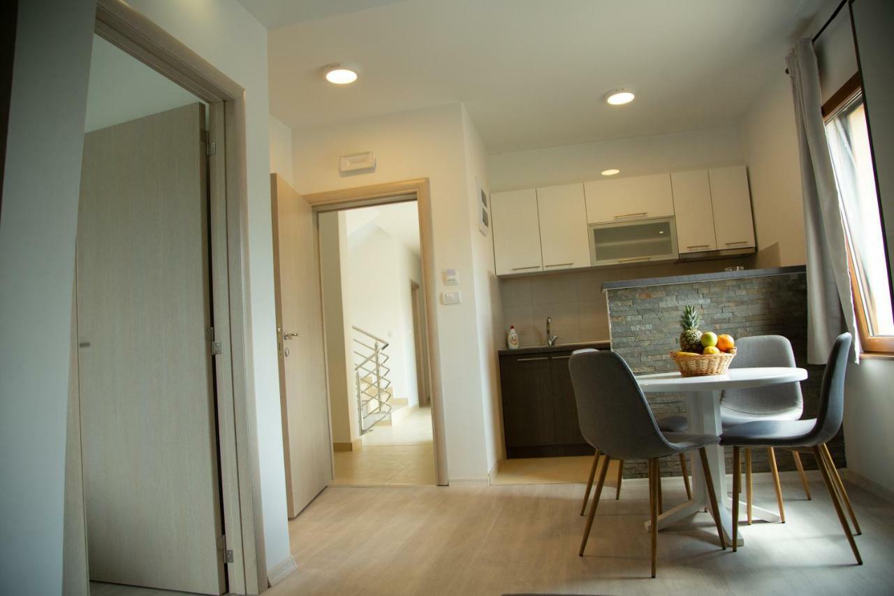Apartmani Borova 2 Veliko Gradište エクステリア 写真