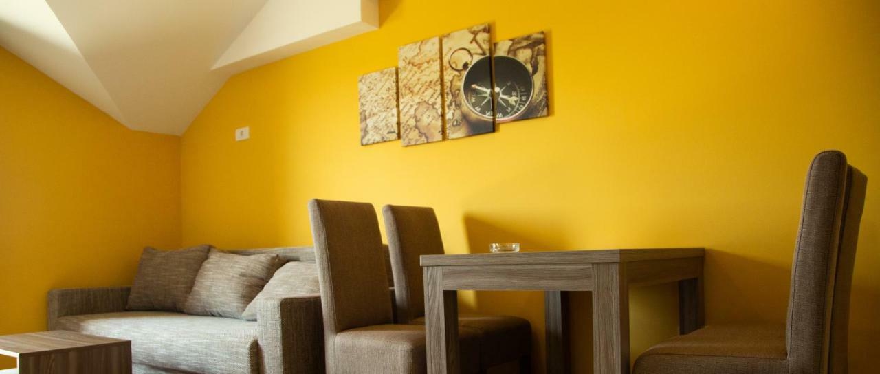 Apartmani Borova 2 Veliko Gradište エクステリア 写真