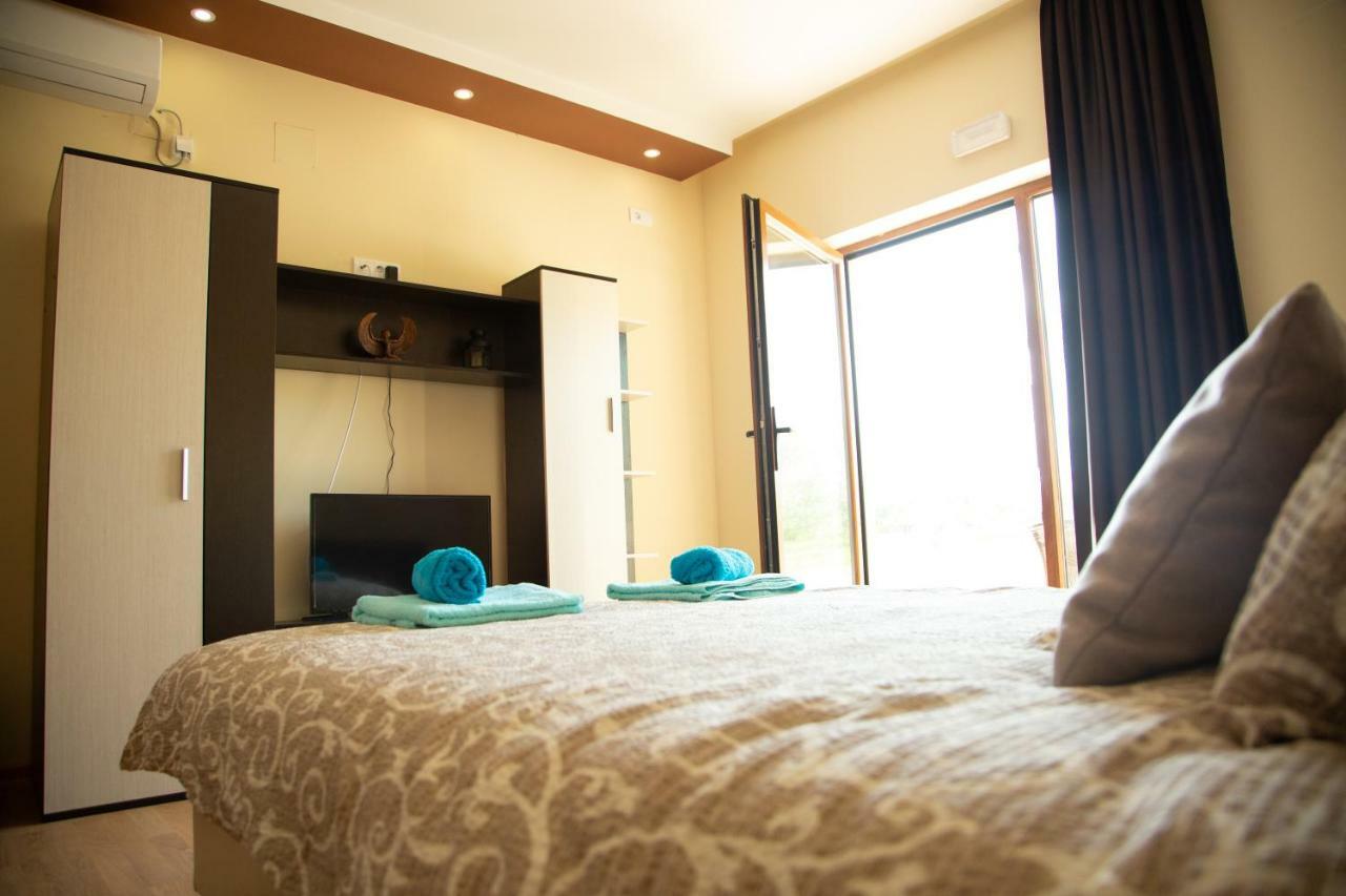 Apartmani Borova 2 Veliko Gradište エクステリア 写真